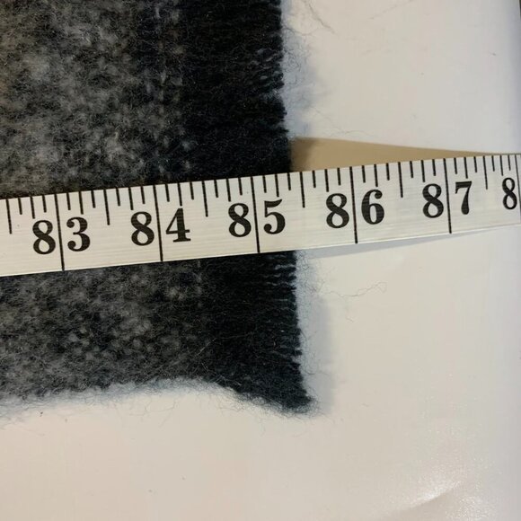 On 34th Adult Convertible‎ Plaid Soft Multi Form Scarf One Size NWT - Picture 14 of 14